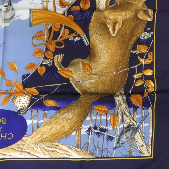 Hermès Carré 90 Forest Hunting Scarf Silk Muffler Women's HERMES - Picture 3 of 12